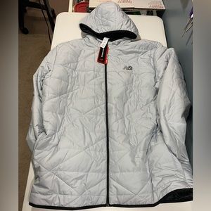 - New balance tenacity puffer jacket size XL new with tags. Smoke/pet free…